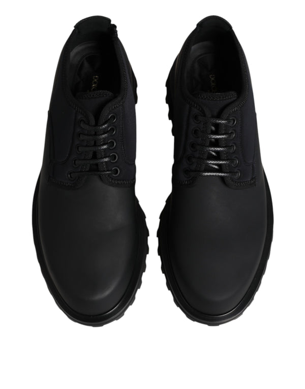 Schwarze Leder-Schnürschuhe für Trekking-Anzüge
