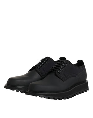 Schwarze Leder-Schnürschuhe für Trekking-Anzüge