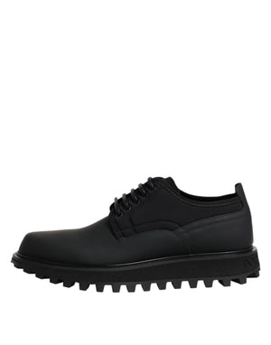 Schwarze Leder-Schnürschuhe für Trekking-Anzüge