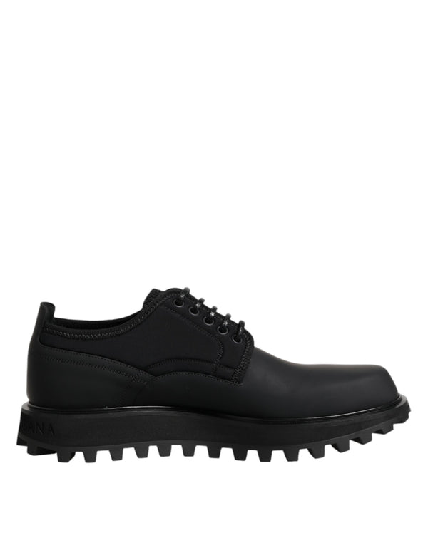 Schwarze Leder-Schnürschuhe für Trekking-Anzüge