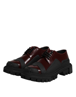 Rote Leder-Schnürschuhe für Trekking-Anzüge