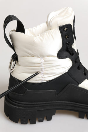 Schwarze weiße gepolsterte Schnürstiefel kurze Schuhe