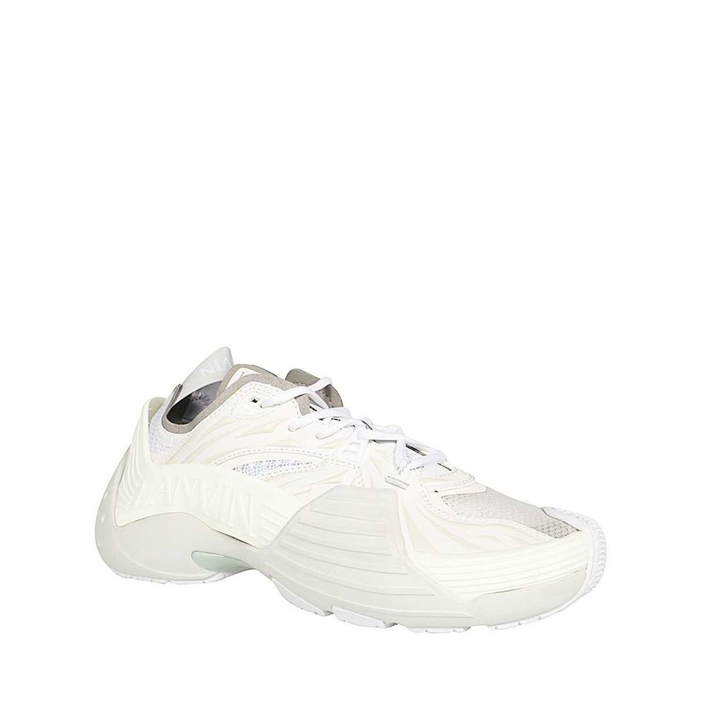 Weiße Polyethylen-Sportschuhe