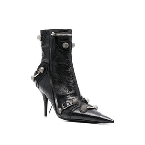 Schwarze Lammleder-Stiefel mit hohem Absatz