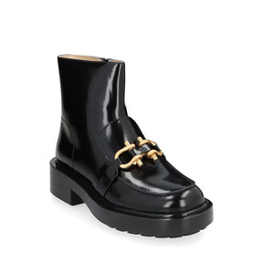 Schwarze Stiefeletten aus Kalbsleder