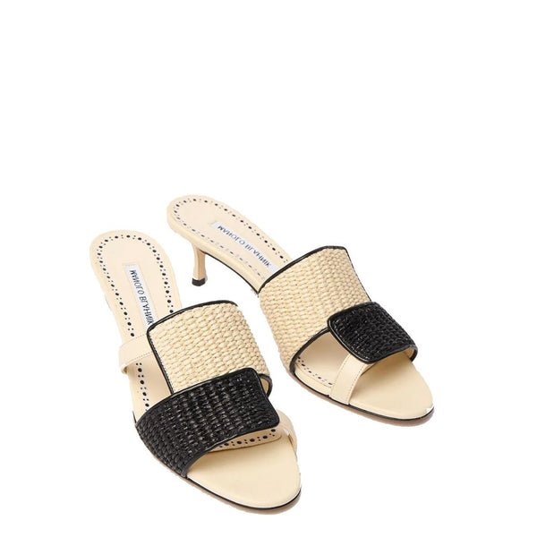 Beigefarbene Leder-Stilettos