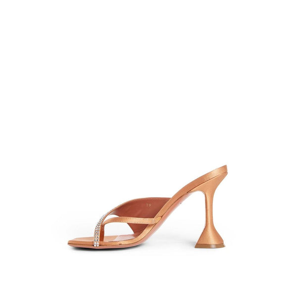 Orangefarbene Seiden-Mules