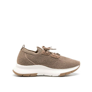 Braune Stoff-Sneaker