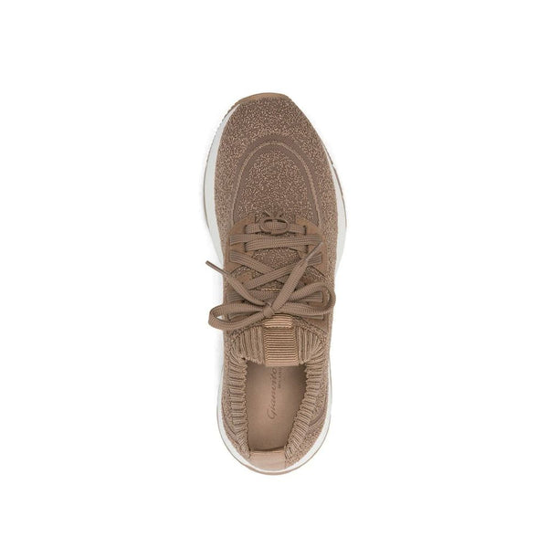 Braune Stoff-Sneaker
