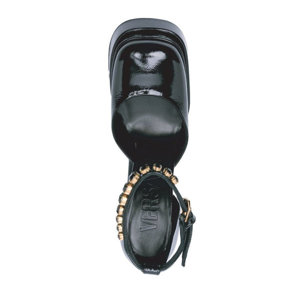 Schwarze Plateau-Pumps aus Kalbsleder