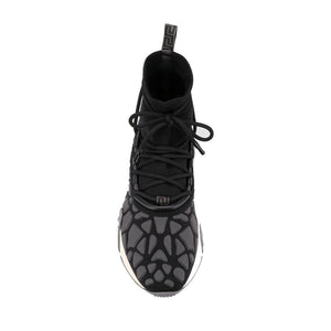 Schwarze Stoff-Sportschuhe