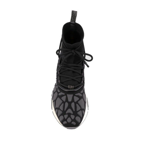 Schwarze Stoff-Sportschuhe