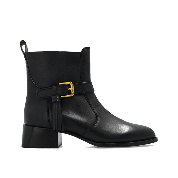 Schwarze Stiefeletten aus Kalbsleder