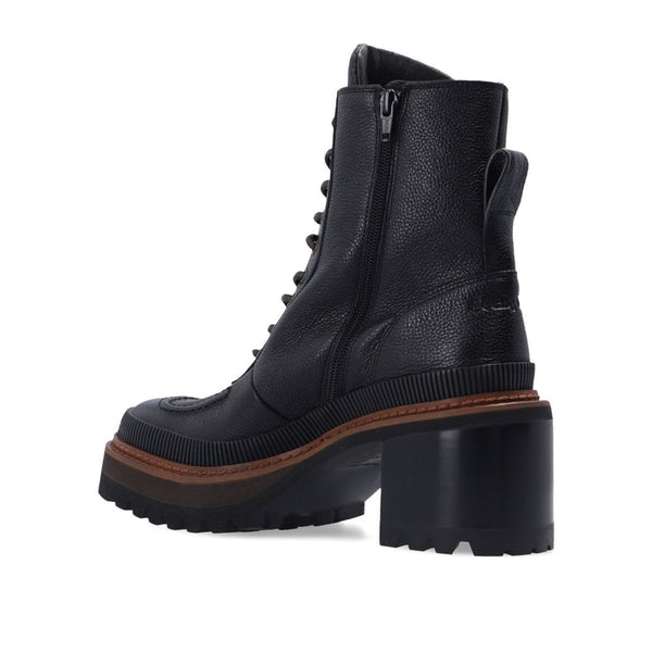 Schwarze Schnürstiefel aus Kalbsleder