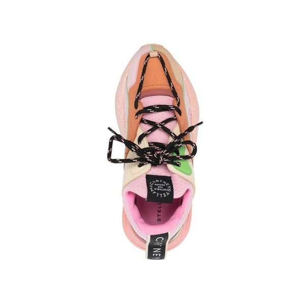 Klobige Sneaker aus orangefarbenem Polyethylen