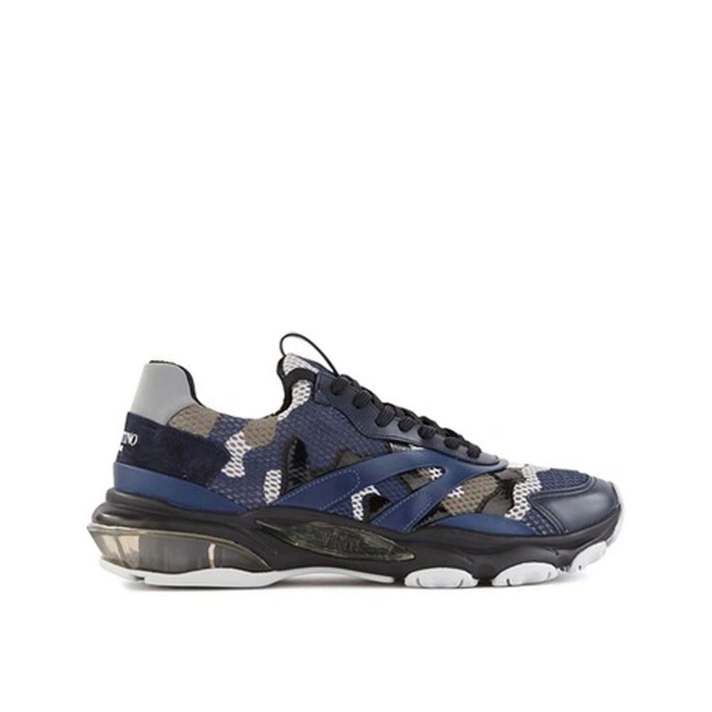 Sportliche Sneaker aus blauem Stoff