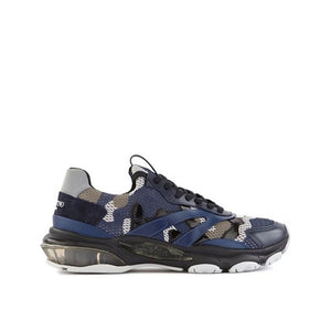 Sportliche Sneaker aus blauem Stoff