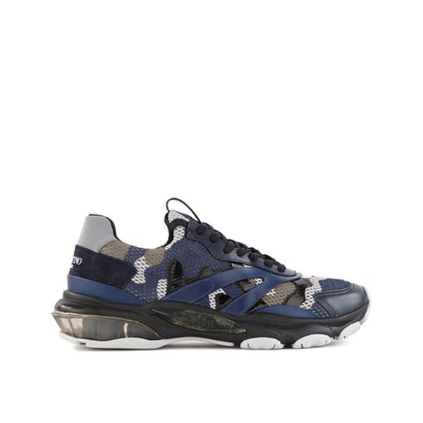 Sportliche Sneaker aus blauem Stoff