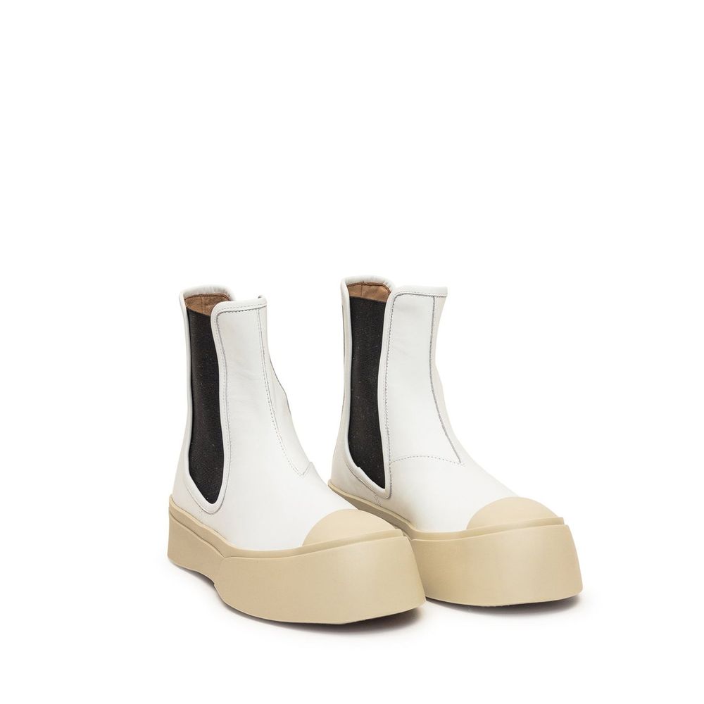 Weiße Chelsea-Stiefel aus Kalbsleder