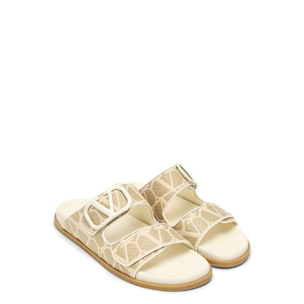 Bicolor-Sandalen mit Stoffriemen