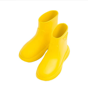 Gelbe Gummistiefel