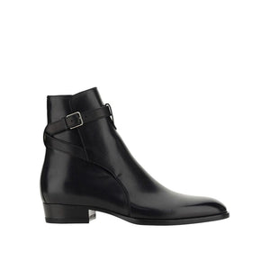Schwarze Stiefeletten aus Kalbsleder
