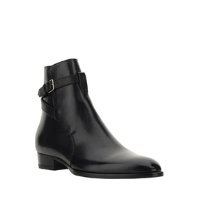 Schwarze Stiefeletten aus Kalbsleder