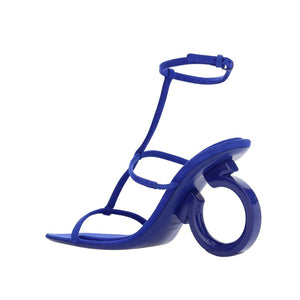 Elegante Sandalen aus blauem Kalbsleder