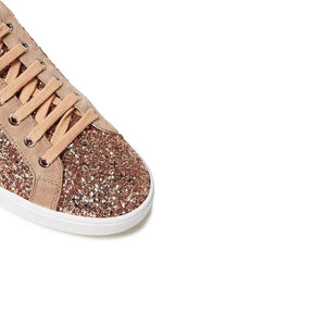 Sneaker aus roségoldenem Stoff mit niedrigem Schaft