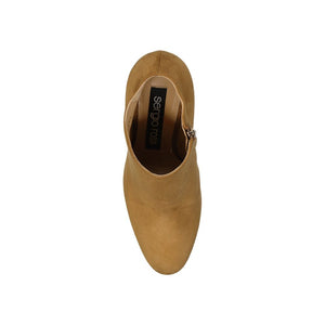 Braune Stiefeletten aus Kalbsleder