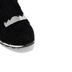 Schwarze Stoff-Sneaker