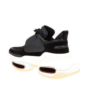 Schwarze Sneaker aus Kalbsleder