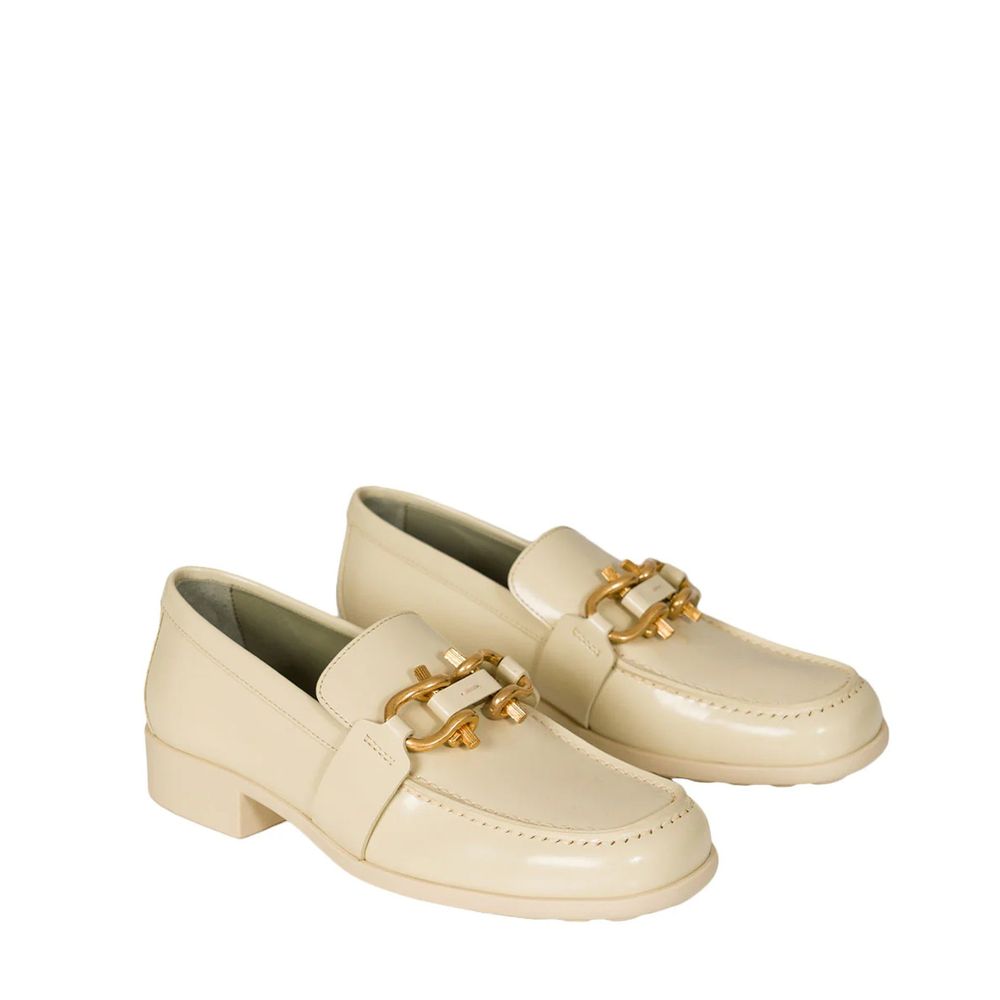 Weiße Loafer aus Kalbsleder