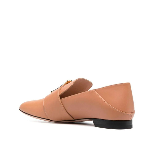 Beigefarbene Slip-On-Loafer aus Kalbsleder