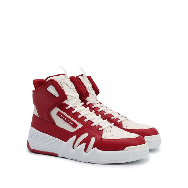 Hochwertige rote Sneakers aus Kalbsleder