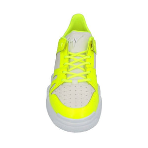 Weiße Sneaker aus Kalbsleder
