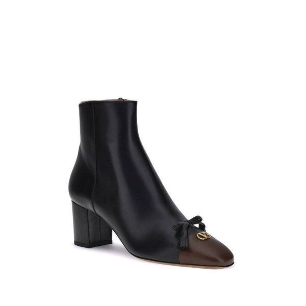 Schwarze Ziegenleder-Stiefeletten