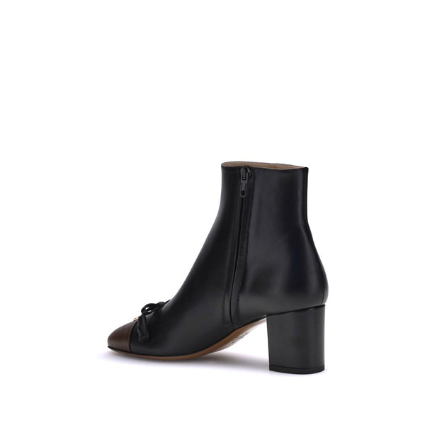 Schwarze Ziegenleder-Stiefeletten