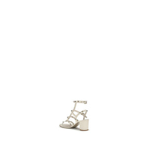 Cremeweiße Kalbsleder Bos Taurus Sandalen