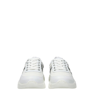 Chunky Sneakers aus weißem Stoff