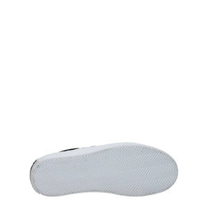 Slipper aus schwarzem Stoff