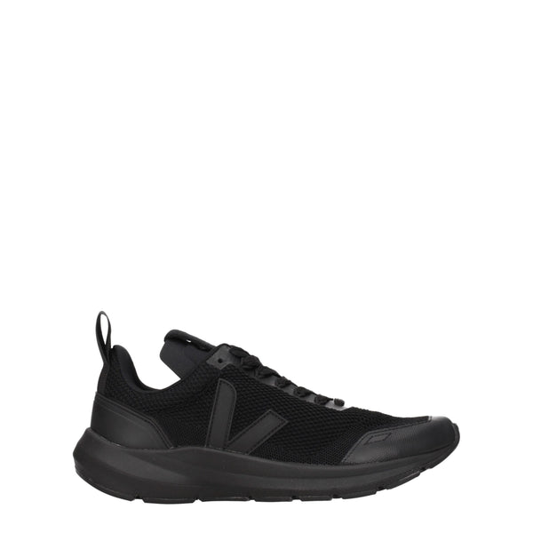 Schwarzer Stoff Sportliche Turnschuhe