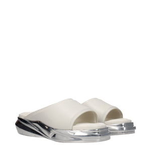 Elegante Hausschuhe aus Grauem Leder