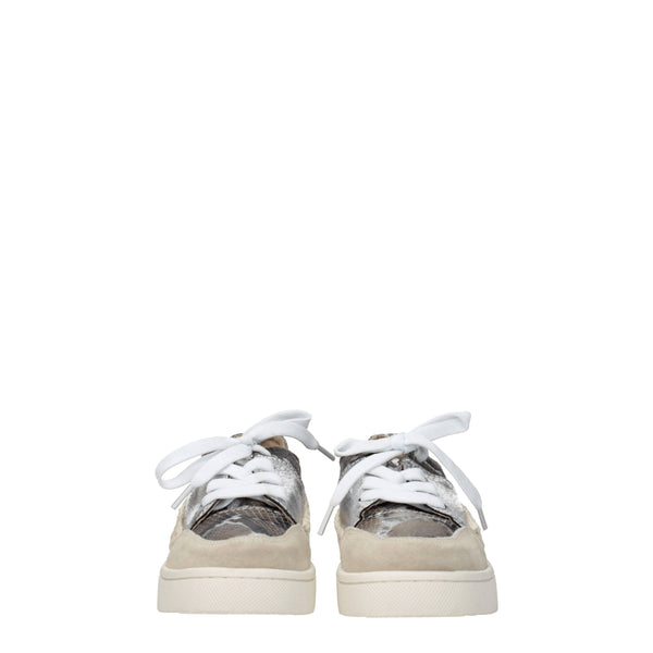Graue Leder-Sneakers mit niedrigem Schaft