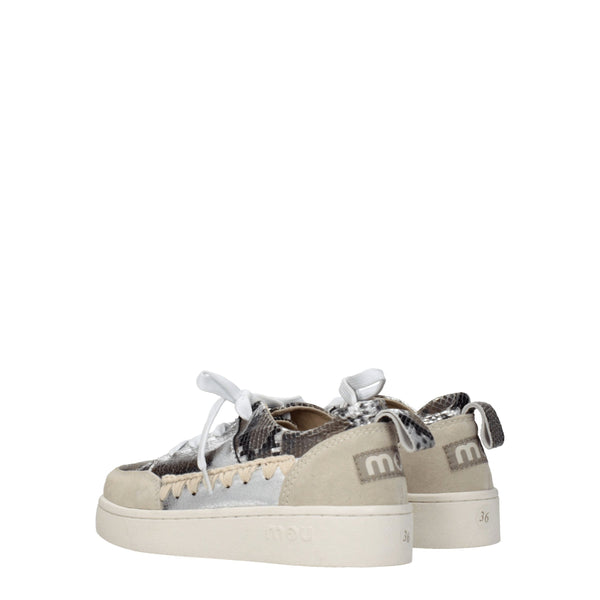 Graue Leder-Sneakers mit niedrigem Schaft