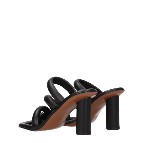 Schwarze Leder-Stilettos mit hohem Absatz