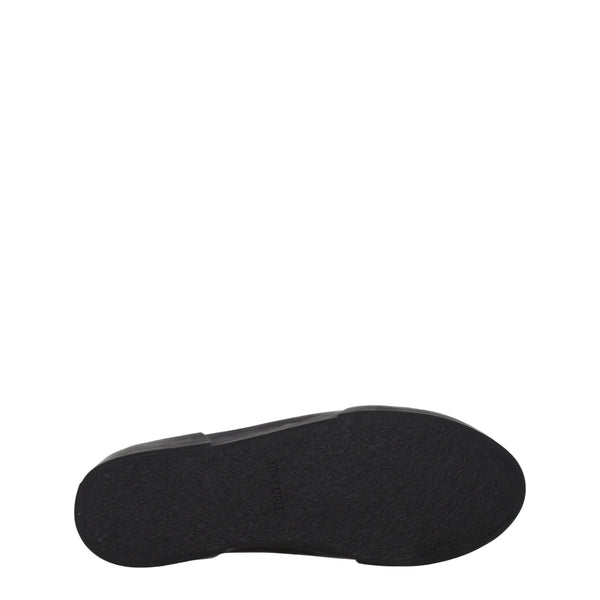Beigefarbene High-Top-Sneaker aus Stoff