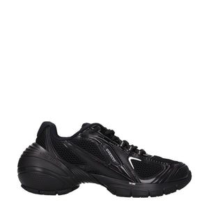 Schwarzer Stoff Sportliche Turnschuhe