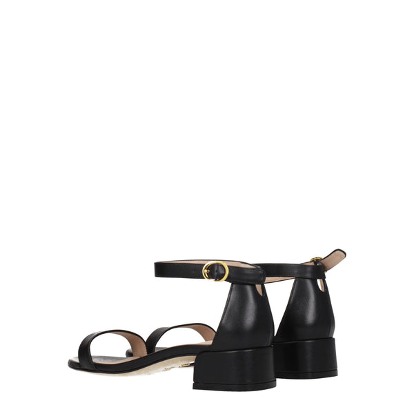 Flache Sandalen aus schwarzem Leder