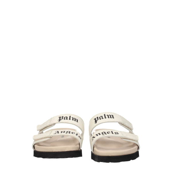 Flache Sandalen aus Leder in Beige
